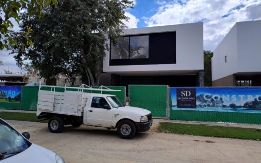 V E N D I D A OASIS 120 RESIDENCIA DE LUJO EN MÉRIDA. YUCATÁN COUNTRY CLUB